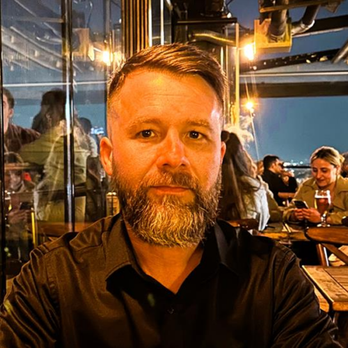 BradleyWiggins_Headshot-sq